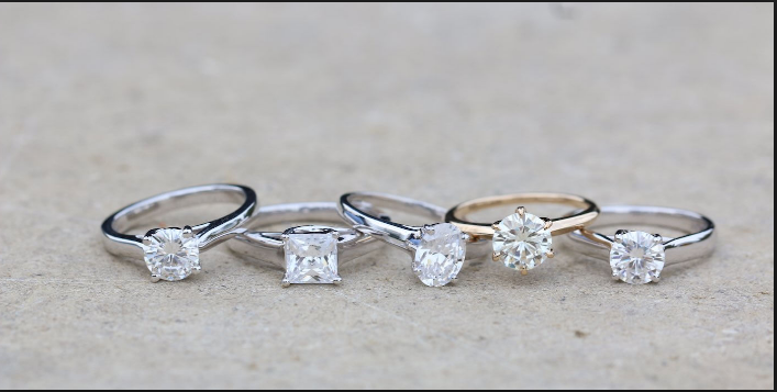 Buy Best Quality Gemstone Engagement Rings